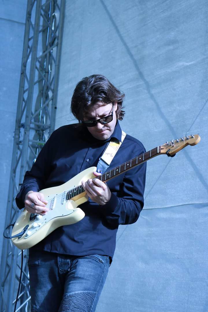 Frederik Schlenk am 25.08.2018 mit "Old Black Crow" beim "Sommer im Park"-Festival in Hamburg-Harburg